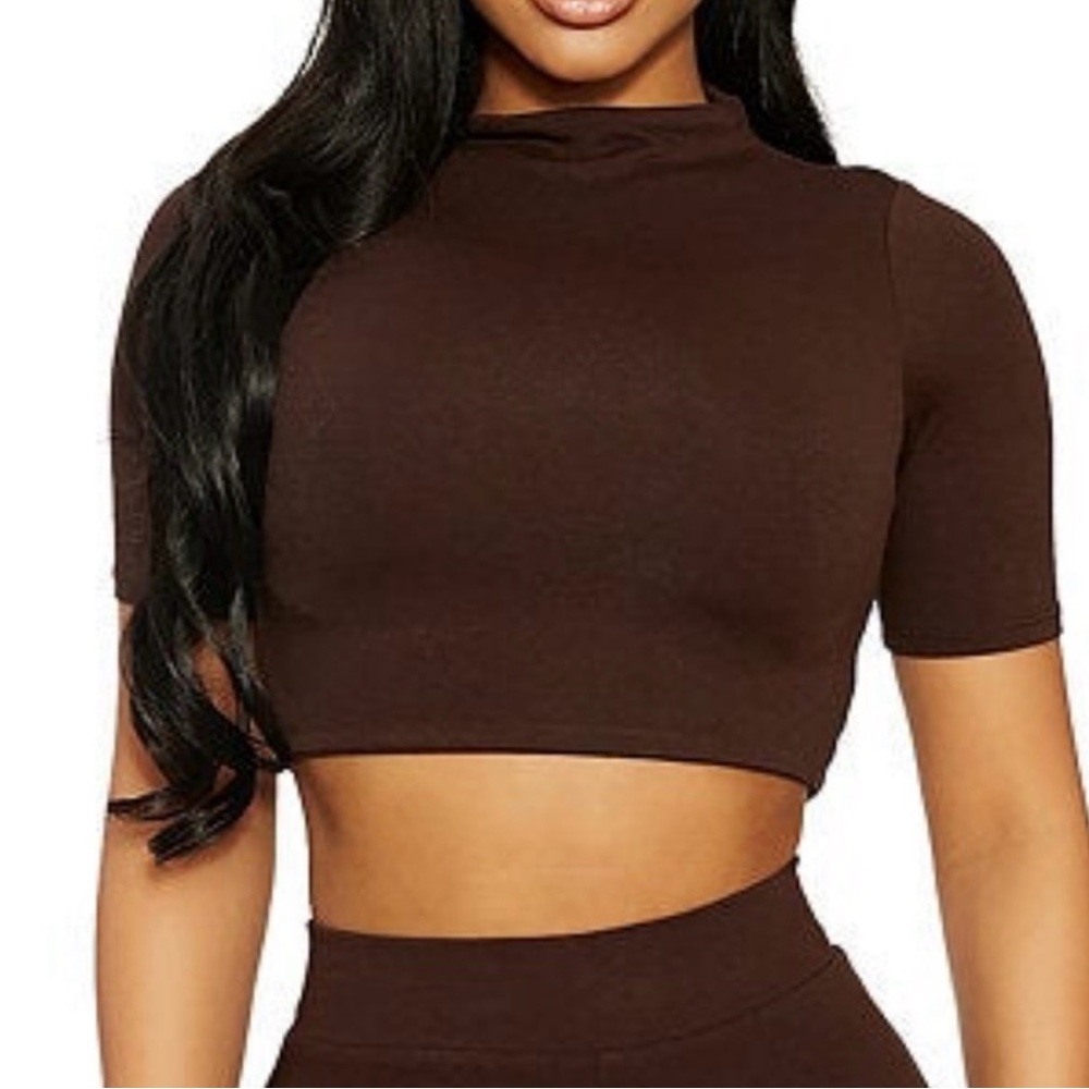 NWT: Naked Wardrobe Crop Mock Top (Chocolate)